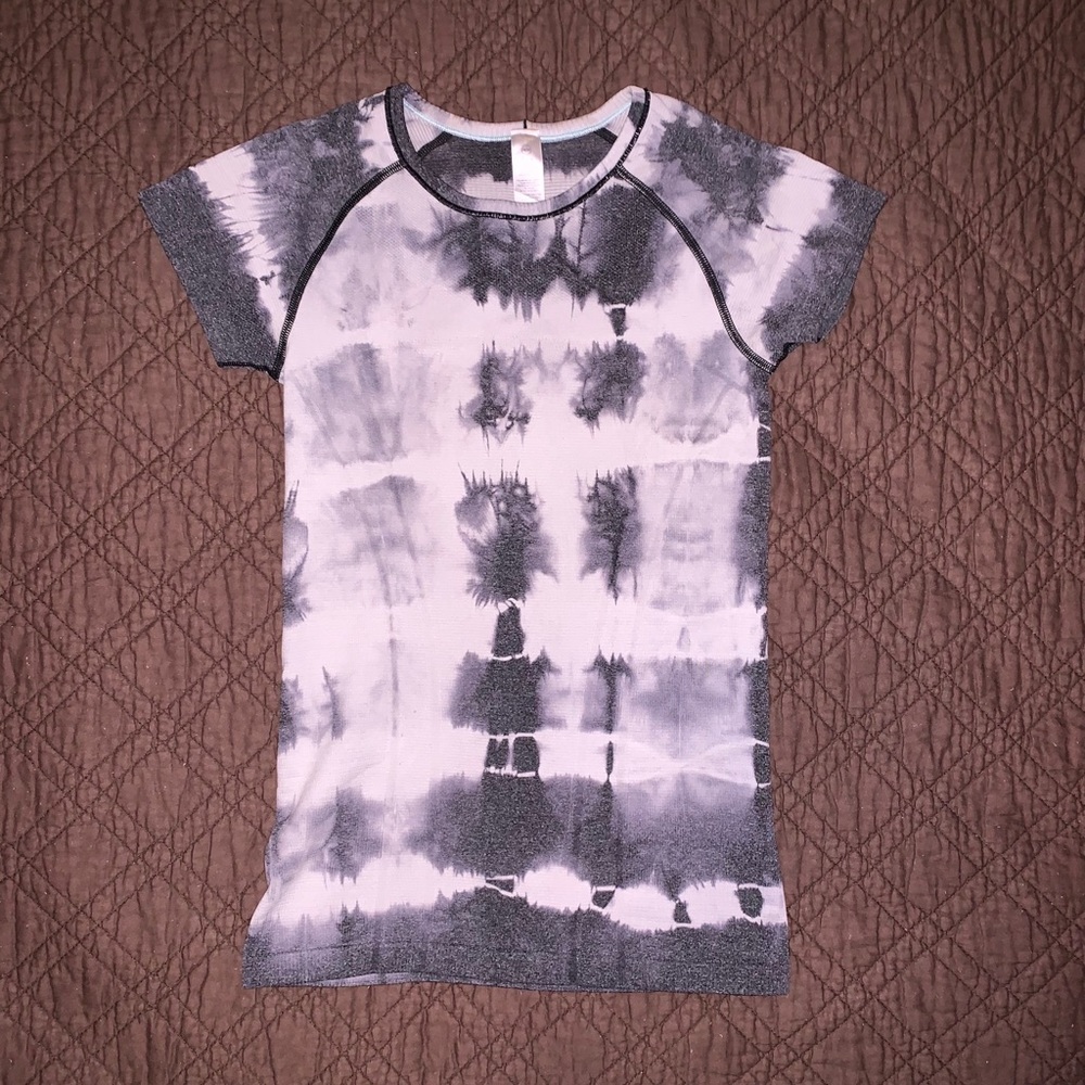 Ivivva shirt